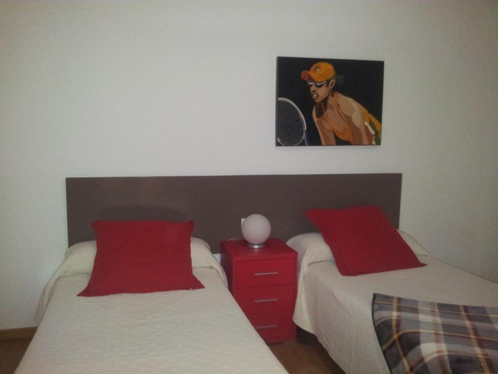 Apartamentos Antares 1 Milladoiro Luaran gambar