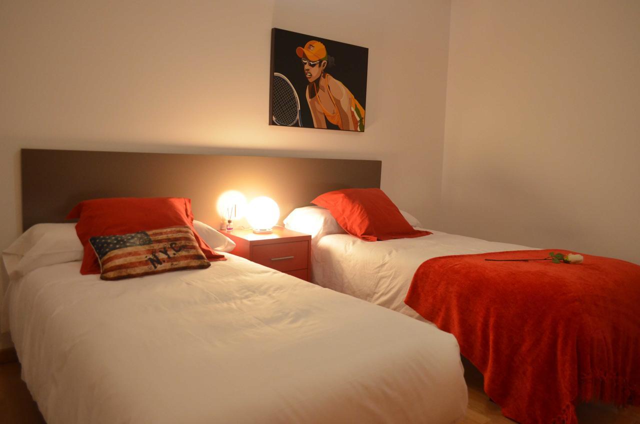 Apartamentos Antares 1 Milladoiro Luaran gambar