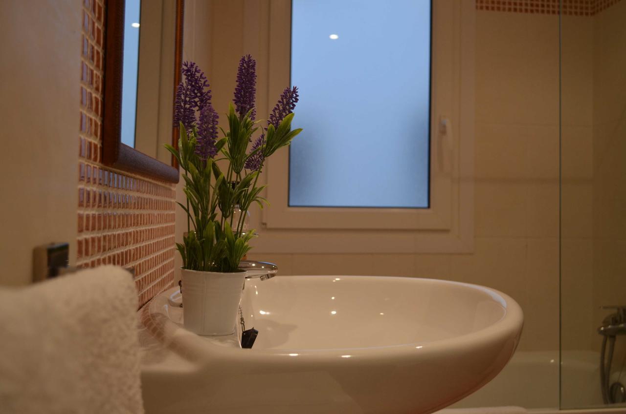 Apartamentos Antares 1 Milladoiro Luaran gambar