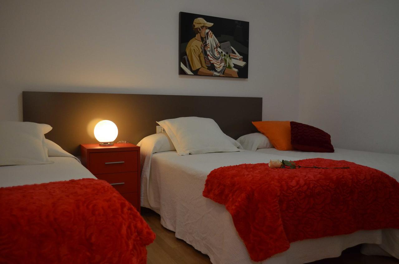 Apartamentos Antares 1 Milladoiro Luaran gambar