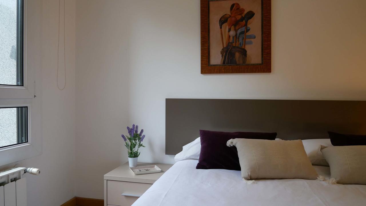 Apartamentos Antares 1 Milladoiro Luaran gambar